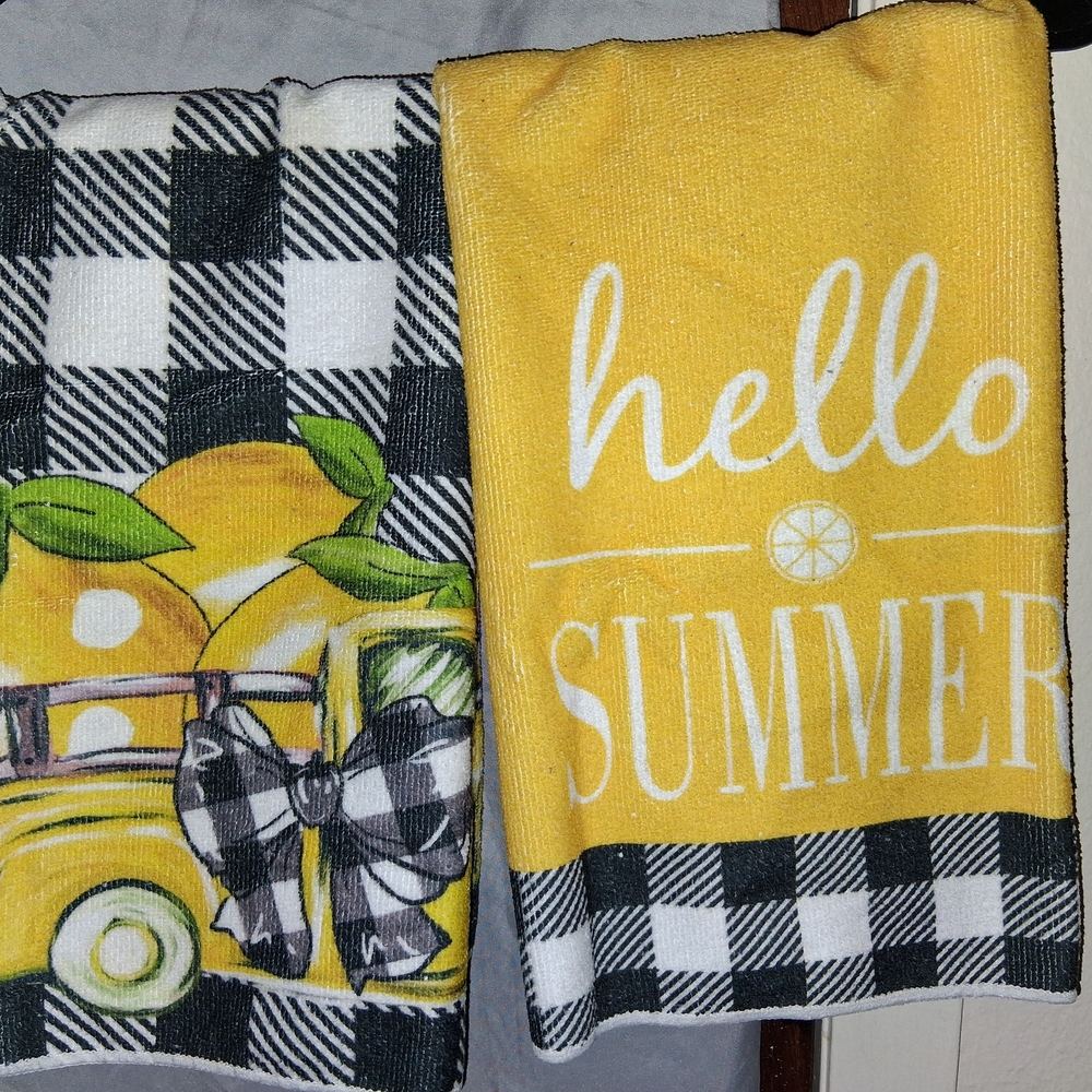 SHEIN Yellow and Black Kitchen Towels Set - Picture 6 of 7